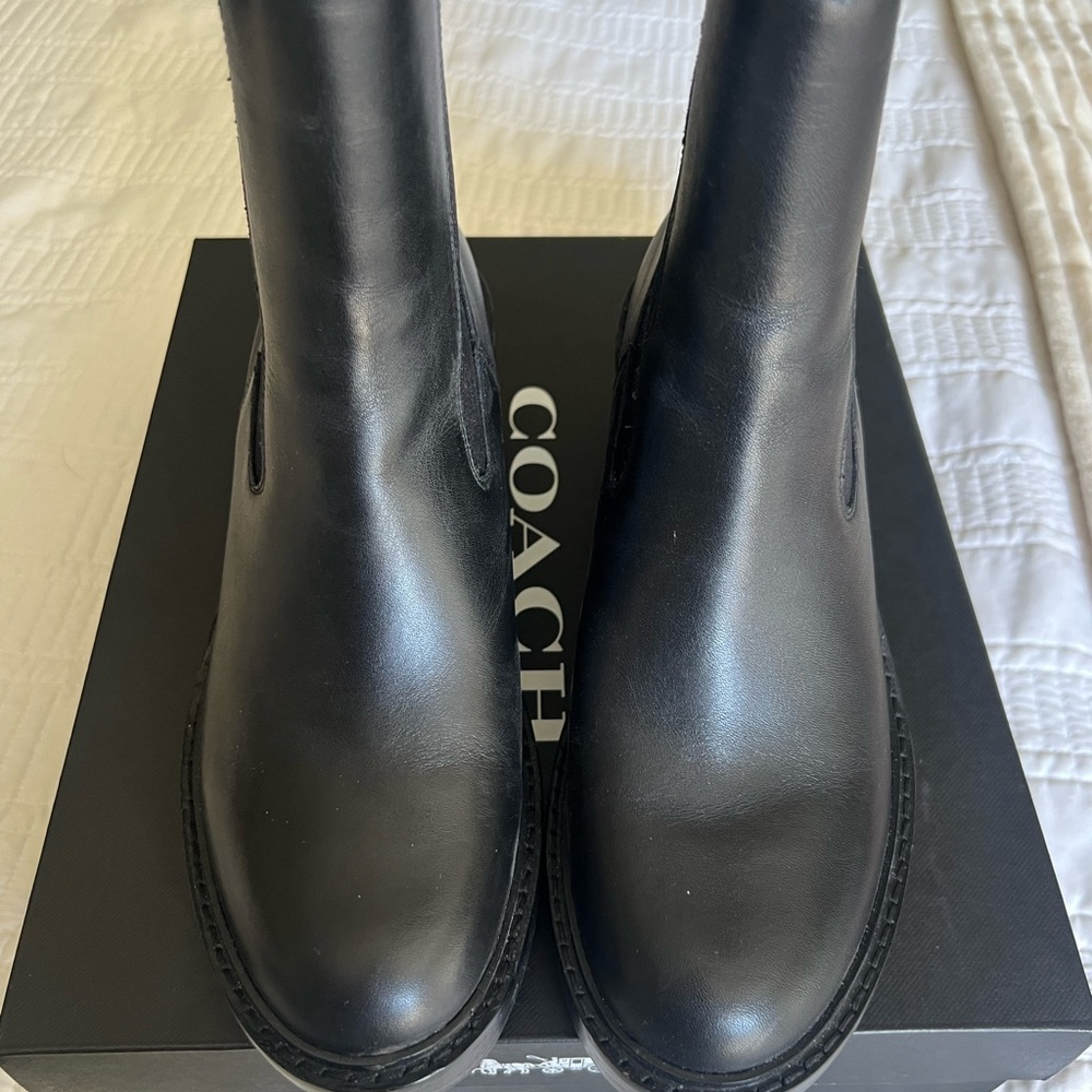 Coach Chelsea Boots - Picture 2 of 9